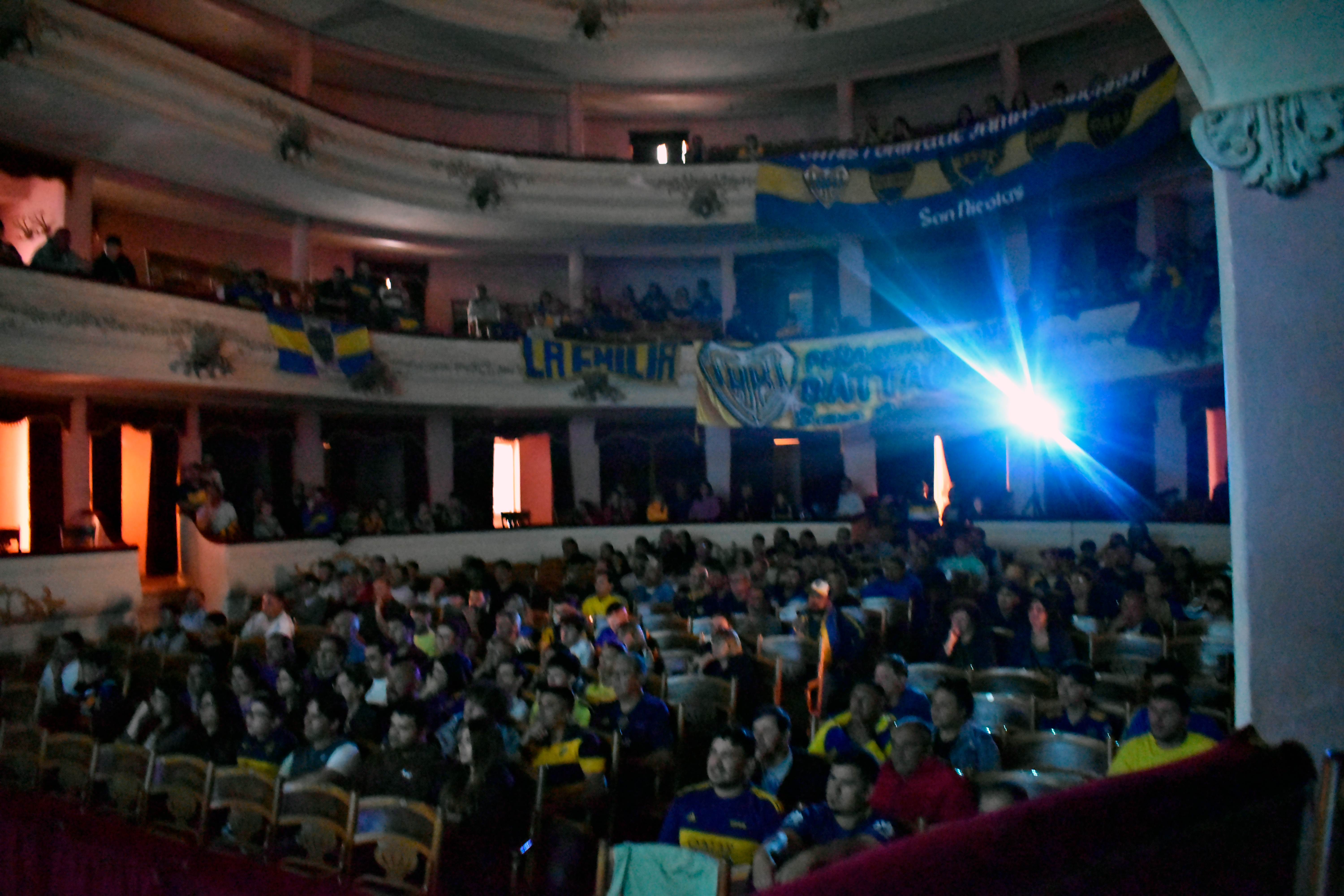 SE ESTRENÓ EN SAN NICOLÁS “BOMBONERA, LA PELÍCULA DEL TEMPLO” | Diario El  Norte, San Nicolás.