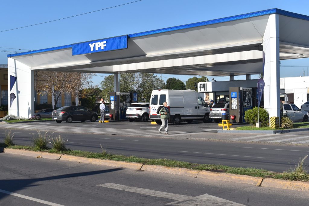 Combustible, nafta YPF