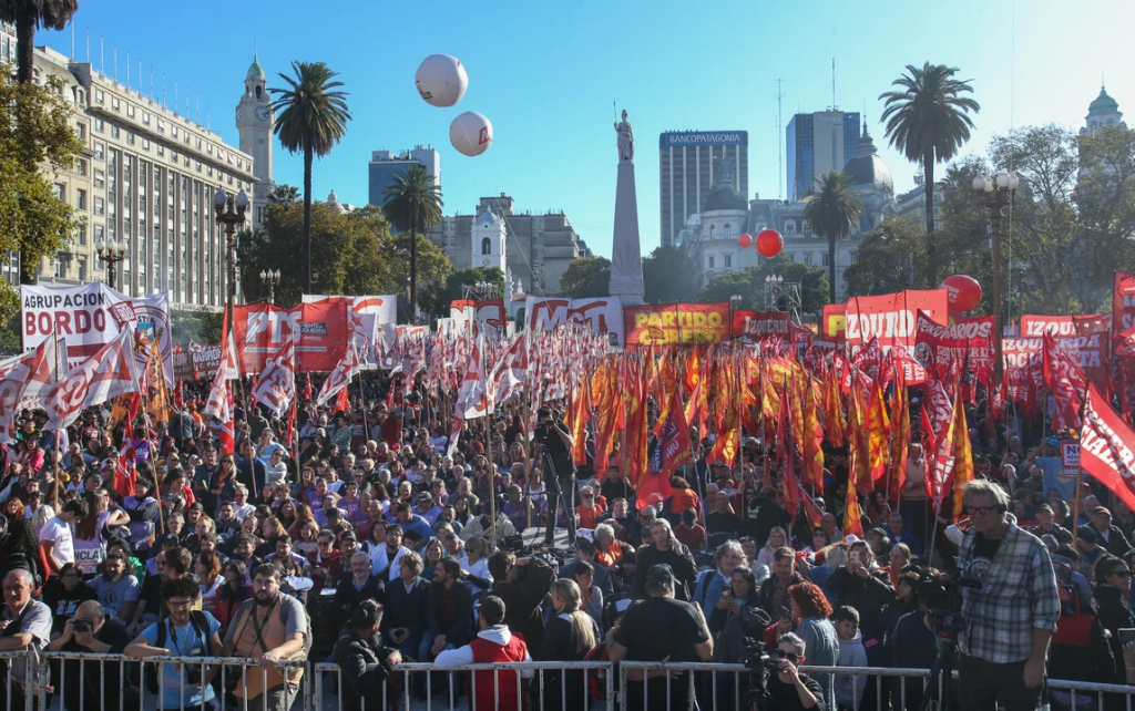 Las organizaciones sociales ligadas al Frente de Izquierda. Foto NA: MARIANO SÁNCHEZ
