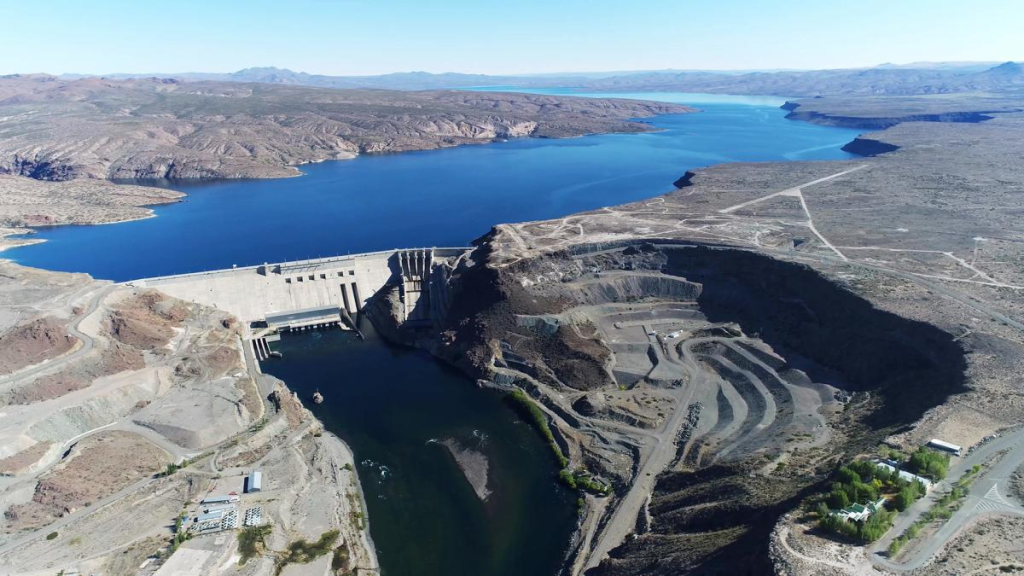 Río Negro y Neuquén intimaron a la Nación por las hidroeléctricas