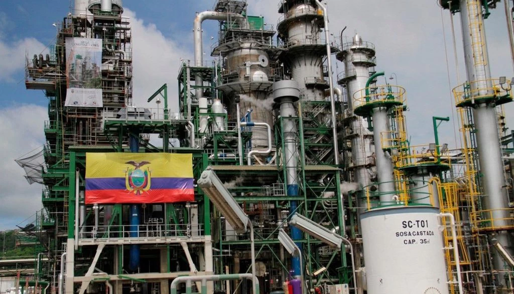 Ecuador espera que la producción de petróleo alcance los 550.000 barriles por día a finales de 2025