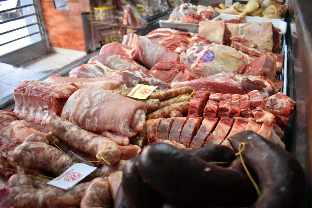 El consumo de carne vacuna cayó en marzo un 18 por ciento interanual y preocupa a los comerciantes del sector