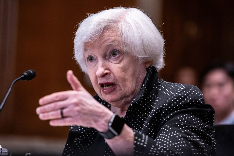 Yellen dice que la emisión de letras no pretende "endulzar" la economía