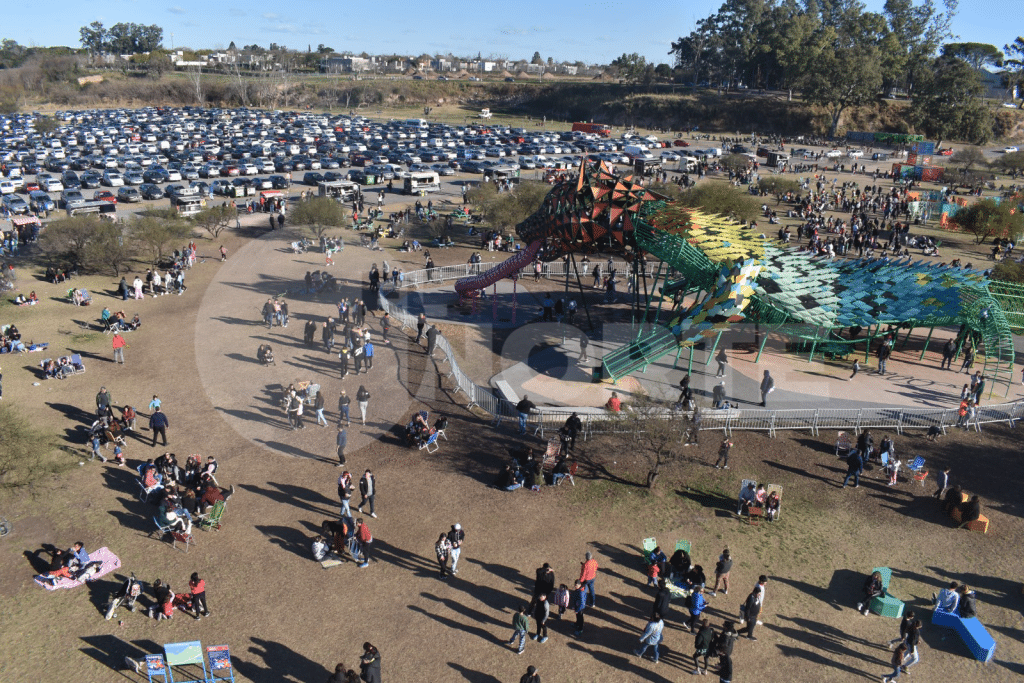 El «Festival Río» finalizó con la celebración anticipada del Día de las Infancias