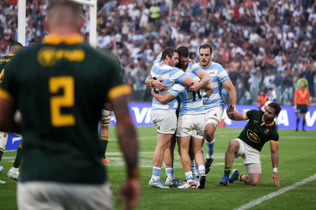 Los Pumas vencieron a Sudáfrica y sueñan con el título en el Rugby Championship