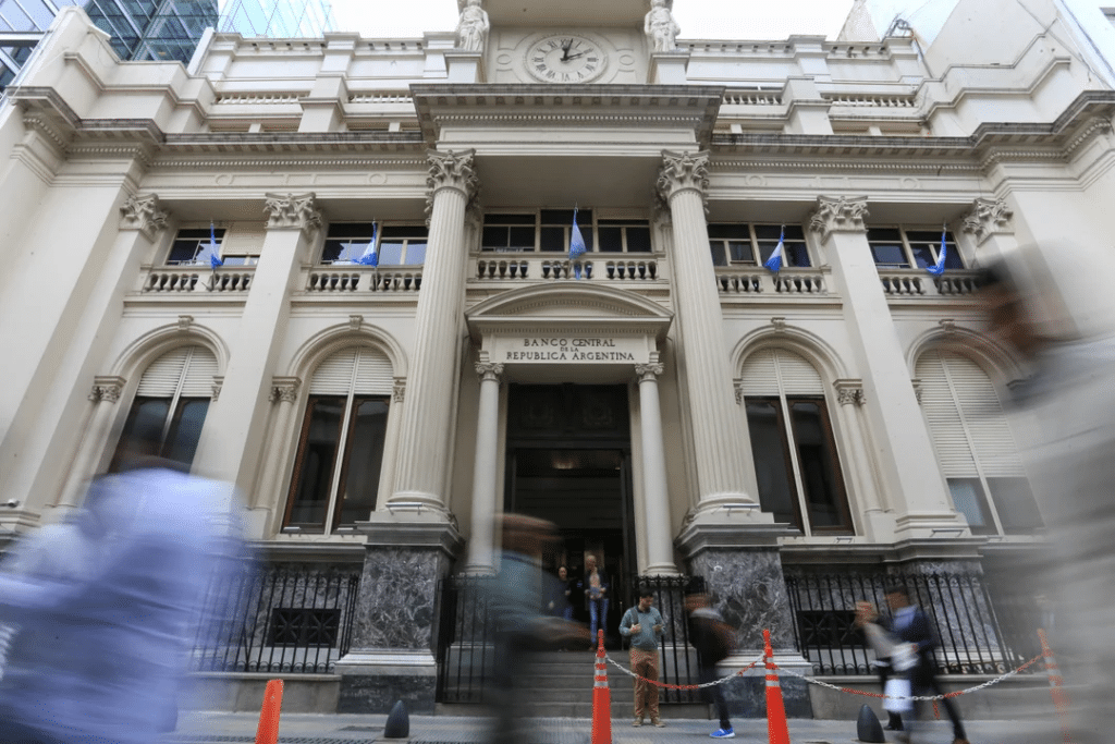 Nueva aplicación del BCRA permitirá acceder más rápido a la Central de Deudores