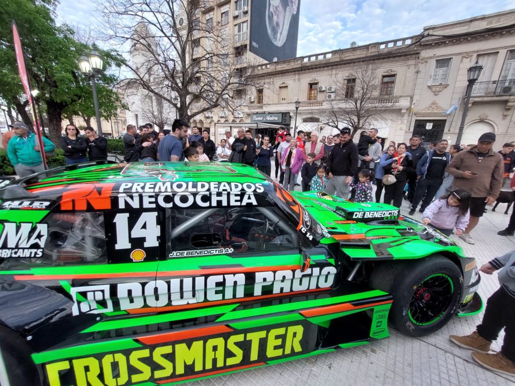 San Nicolás se prepara para el TC: los autos se exhibirán el viernes en la costanera alta