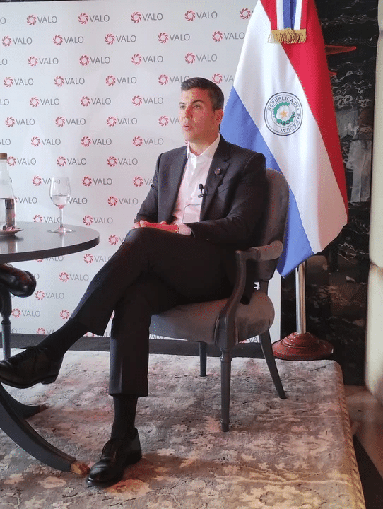 Santiago Peña: "Le puse a Paraguay otro objetivo, ser miembro de la OCDE"