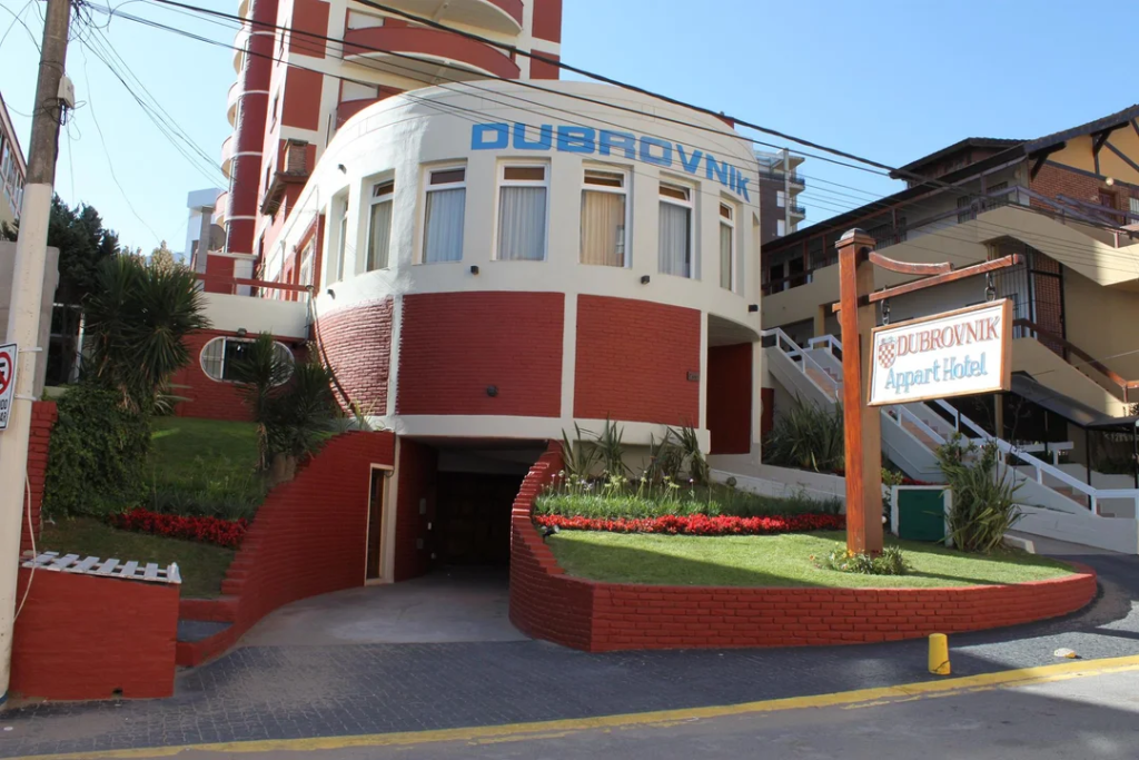 derrumbe hotel Villa Gesell