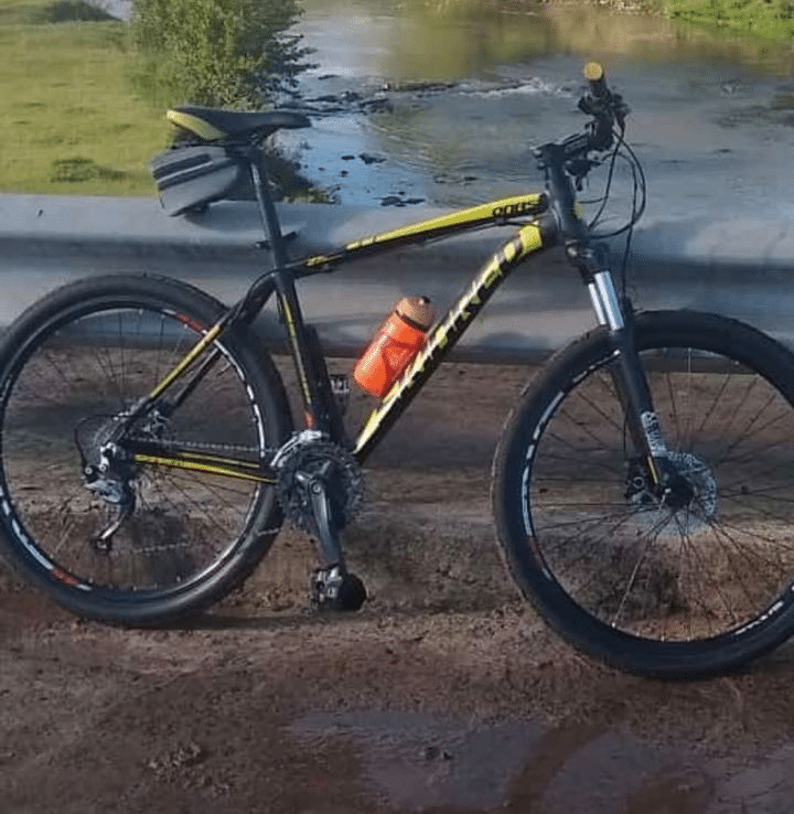 Sustrajeron una bicicleta de la puerta del Hospital a plena luz del día