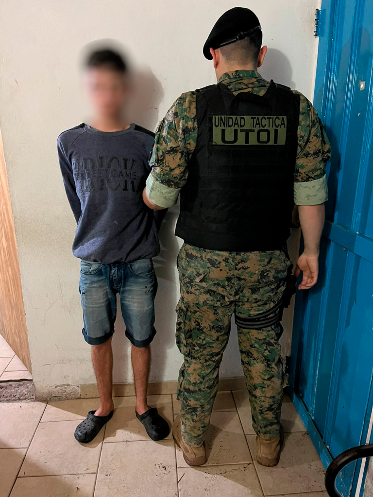 Detuvieron a joven de 19 años con orden de captura por robo agravado en zona oeste