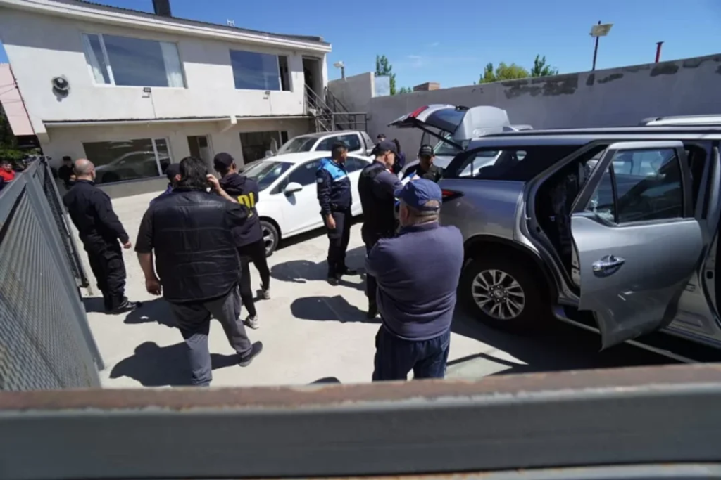 Detuvieron a un joven que realizaba estafas telefónicas en Río Gallegos