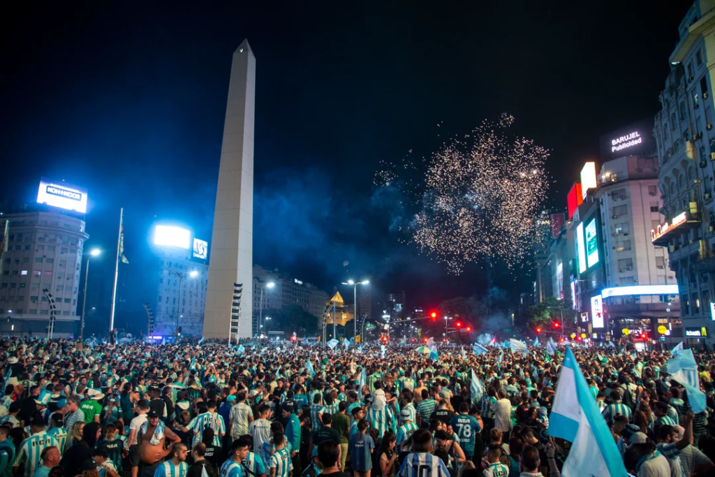 El Ministerio de Seguridad porteño organizó un operativo preventivo por los festejos de los hinchas de Racing