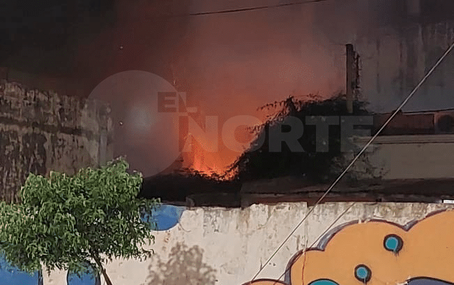 Principio de incendio en el patio de una vivienda de zona centro ...
