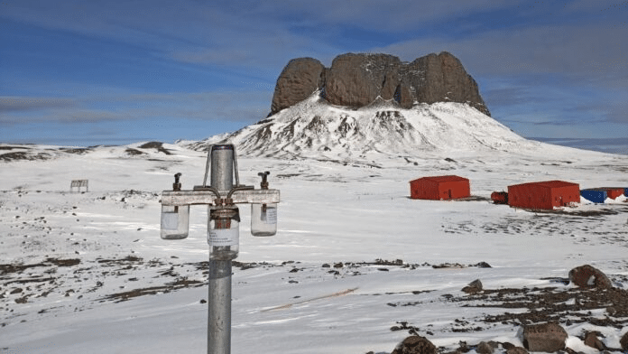 Investigadores locales comprobaron la presencia de microplásticos en el aire de la Antártida