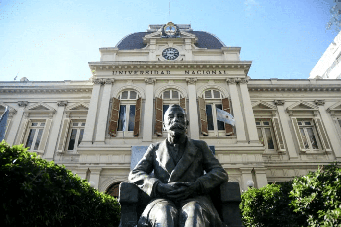 Por decreto, el Gobierno exigirá a las universidades la rendición de sus gastos