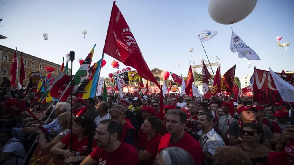 Una huelga general en Italia provocó interrupciones en el transporte