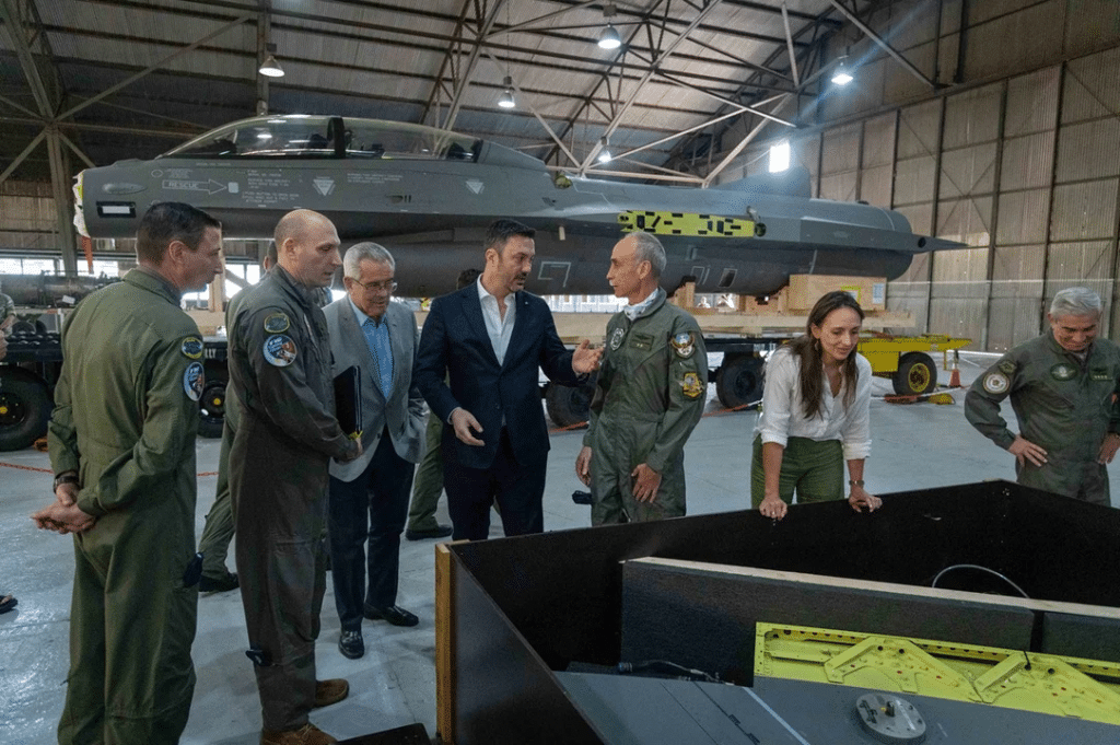Petri: "Es un antes y un después en la Defensa, el F-16 redefine el poder aéreo argentino"