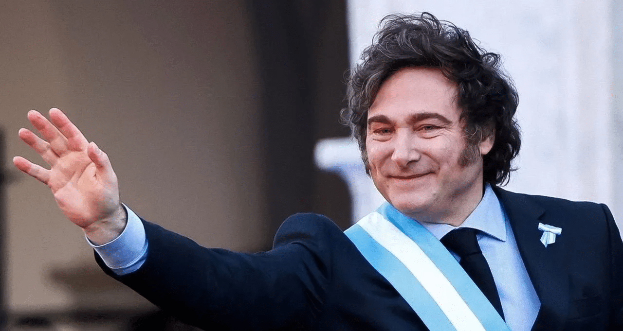 Milei celebra el fin del Impuesto PAIS | Diario El Norte - San Nicolás