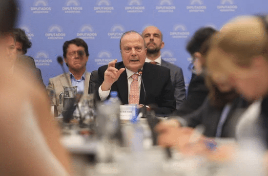 Quién fue Guillermo Ferraro, el empresario amigo de Javier Milei, que fue echado por filtrar información