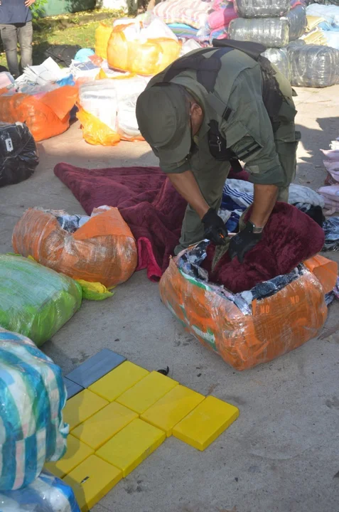 Santiago del Estero: detienen a una pasajera que ocultaba 18 kilos de cocaína entre mercadería