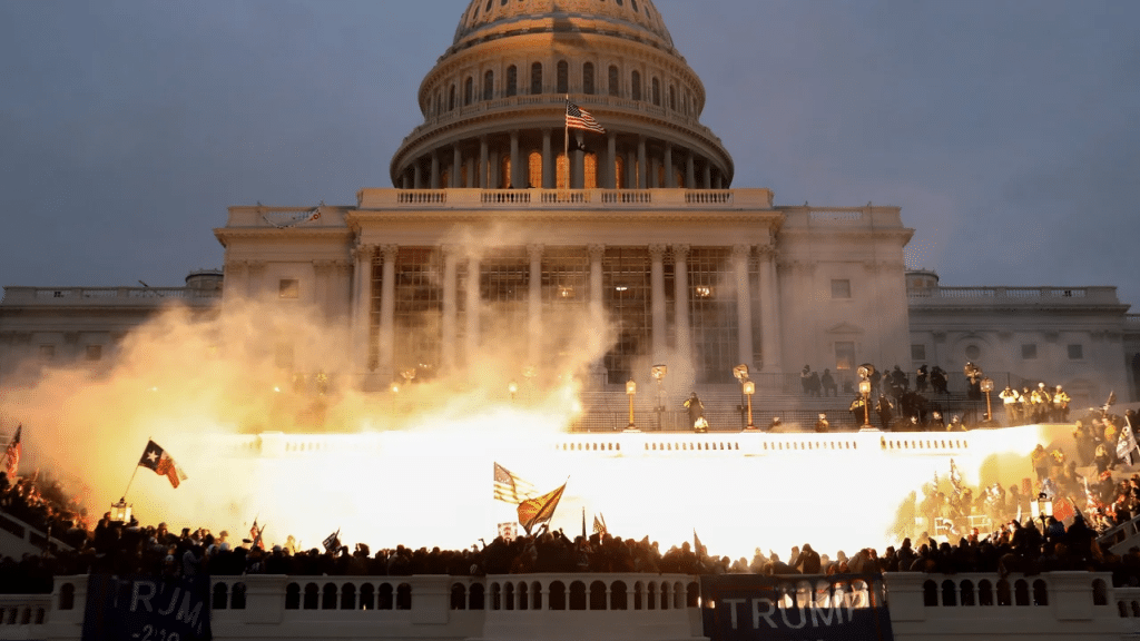 Trump indultar asaltantes Capitolio Estados Unidos