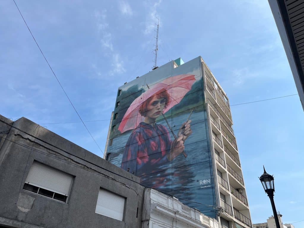 Últimas horas para votar el mural de Martín Ron en San Nicolás como el mejor del 2024, que simboliza la firma del Acuerdo de 1852