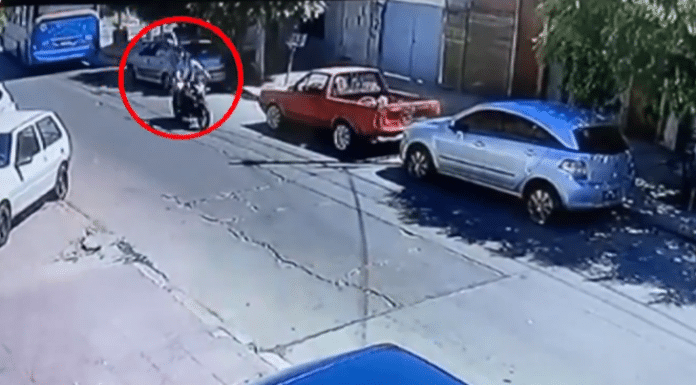 San Justo: un colectivero intentó evitar un robo, los ladrones balearon el micro y mataron a una pasajera