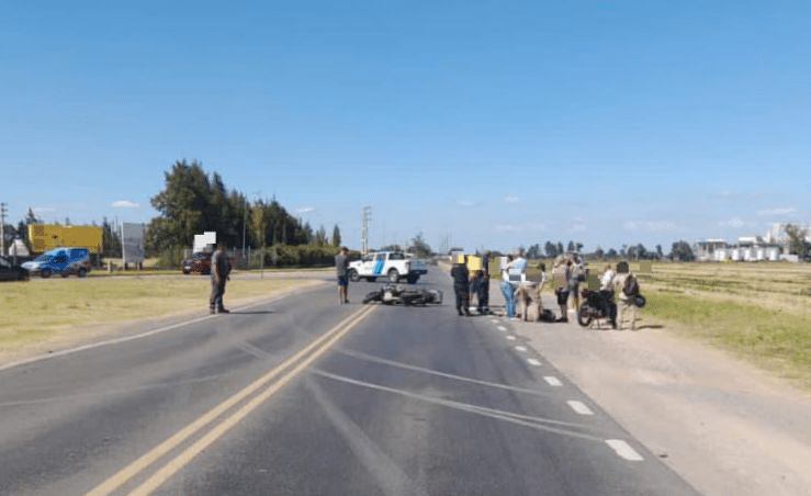 triple choque accidente tránsito motociclista lesiones graves emergencias