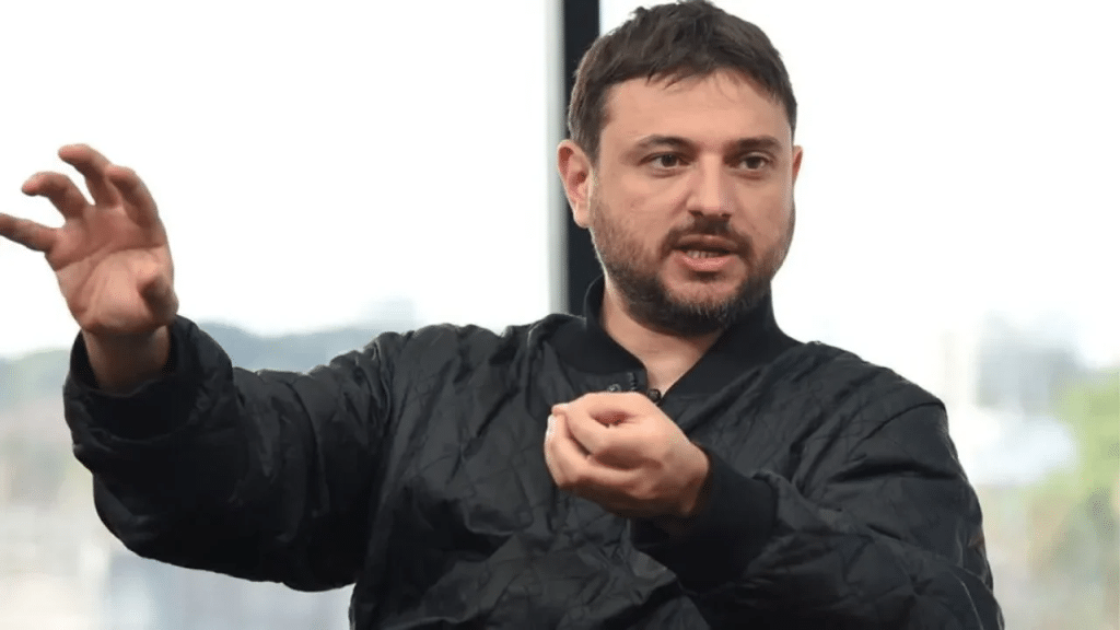 Juan Grabois cruzó a Javier Milei por su respaldo a Elon Musk: "Sos un monito arrastrado, facho hijo de p..."