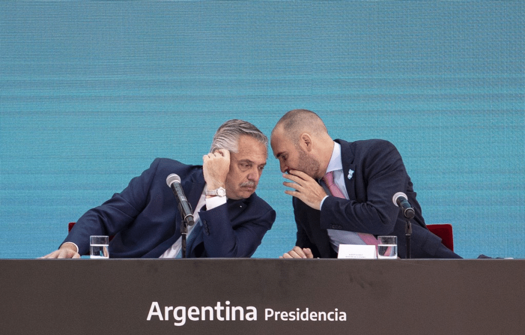 "Es una estupidez": Martín Guzmán cruzó a Federico Sturzenegger y Elon Musk