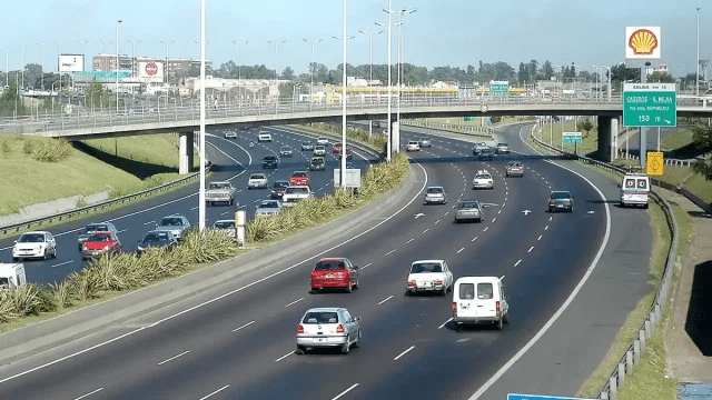 General Rodríguez: un nene intentó cruzar la autopista a pie y murió atropellado por un auto