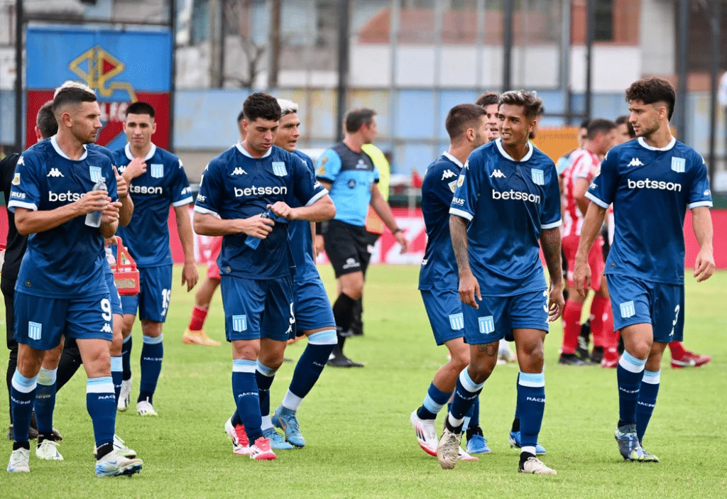 En el reencuentro con su gente, Racing recibe a Belgrano de Córdoba en busca de ratificar su buen momento