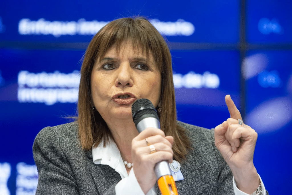 Bullrich régimen Maduro gendarme ministra Venezuela