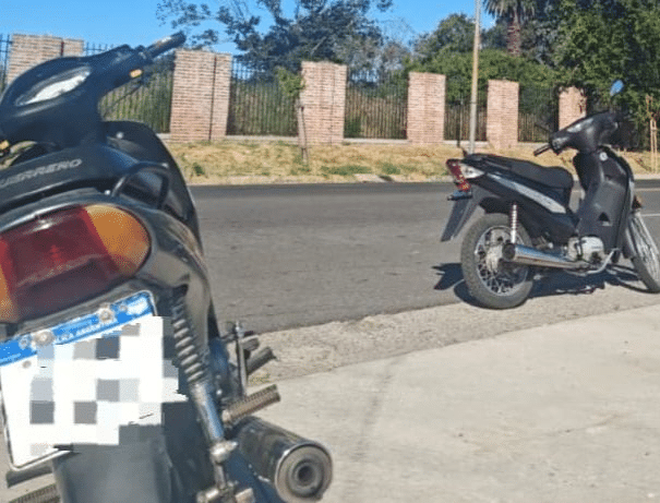 choque dos motos heridos adolescentes joven accidente