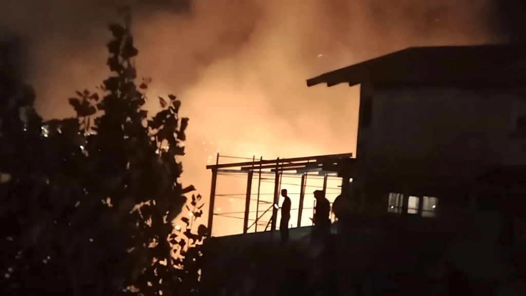 Incendio en Bariloche: las llamas avanzan en la barda del Ñireco y ponen en riesgo casas del barrio Lera