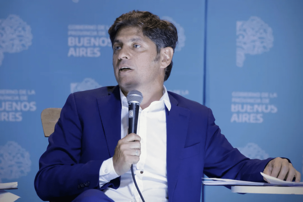 Axel Kicillof: "La especulación está de fiesta y el trabajo, la producción y el turismo con dificultades"