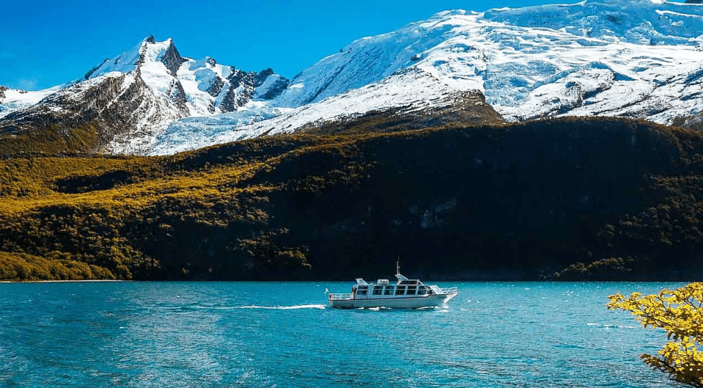 El paisaje patagónico sacado de un cuento de hadas que se parece a un fiordo noruego