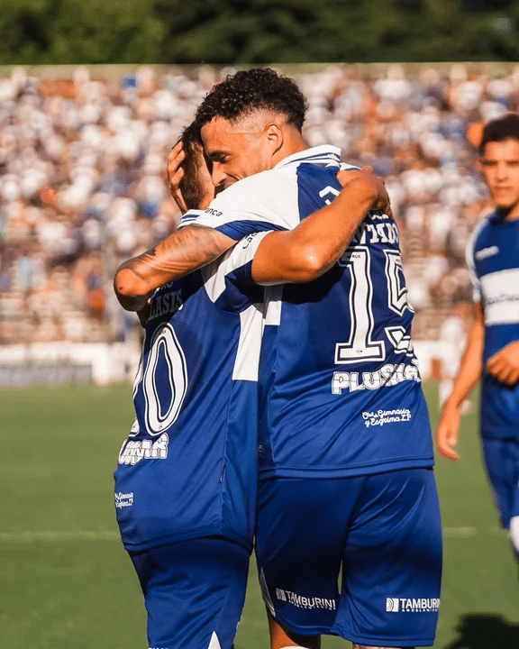 Gimnasia volvió a ganar y se acerca a los puestos de clasificación