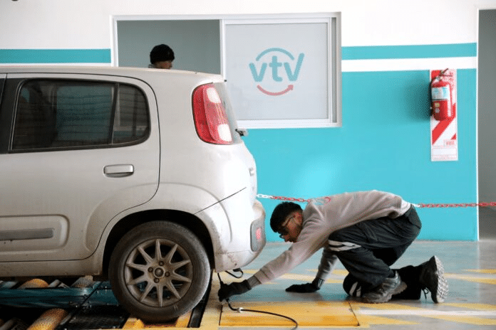 El Gobierno anunció nuevos plazos para la VTV y cambios en la licencia de conducir