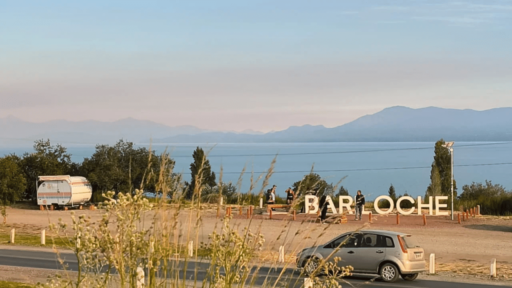 Triste imagen: el humo de los incendios en el Parque Nacional Nahuel Huapi  llegó a Bariloche | Diario El Norte - San Nicolás