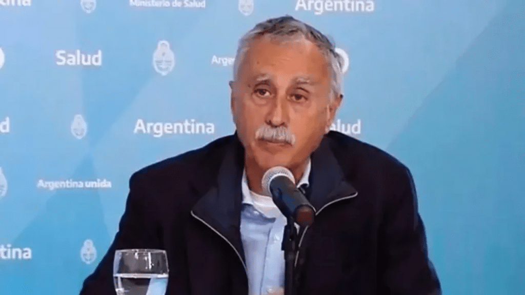 El ministro Lugones desmintió que haya recortes en Salud y pidió "terminar con los intermediarios que hicieron negocios"
