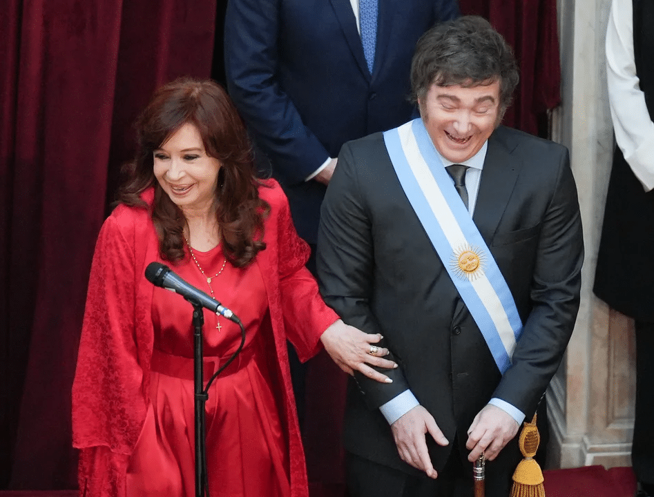 Según encuesta, tras Criptogate Javier Milei supera por poco a Cristina Kirchner en percepción de honestidad