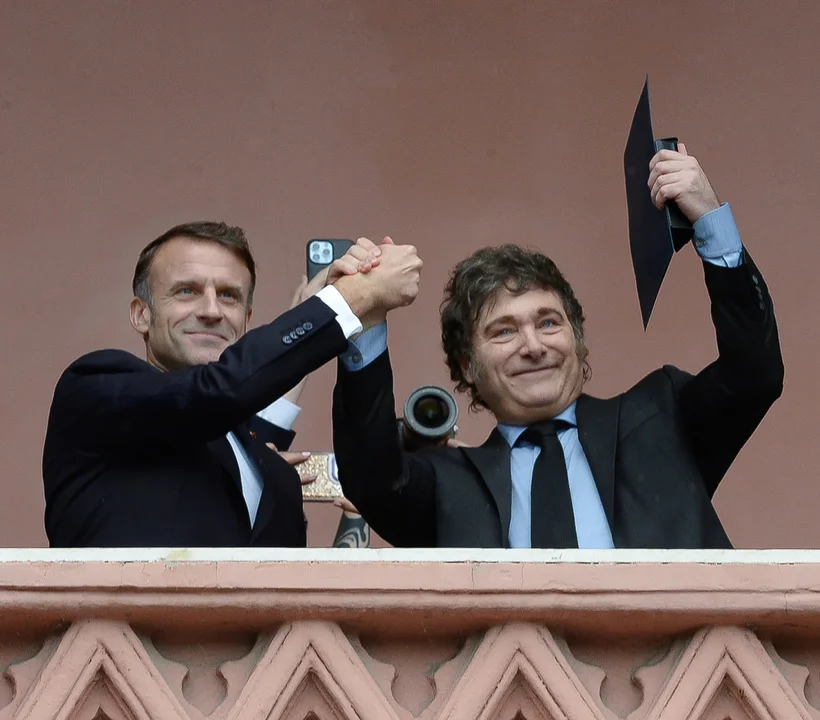 Milei habló con Macron presidente