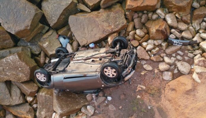 Una mujer cayó con el auto de un acantilado en Mar del Plata: la recataron y luego fue hospitalizada