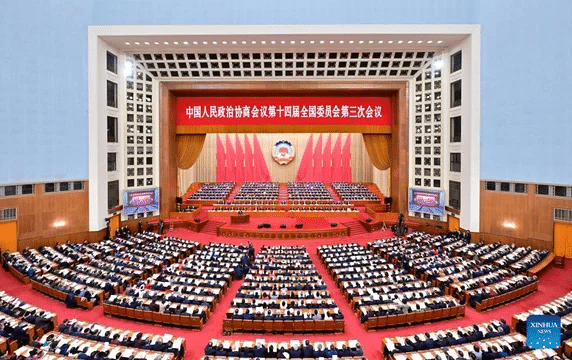 El máximo órgano asesor político de China dispuso un aumento del gasto en Defensa