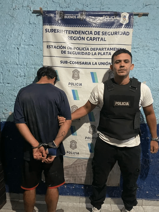 hombre puñaladas ex suegro La Plata