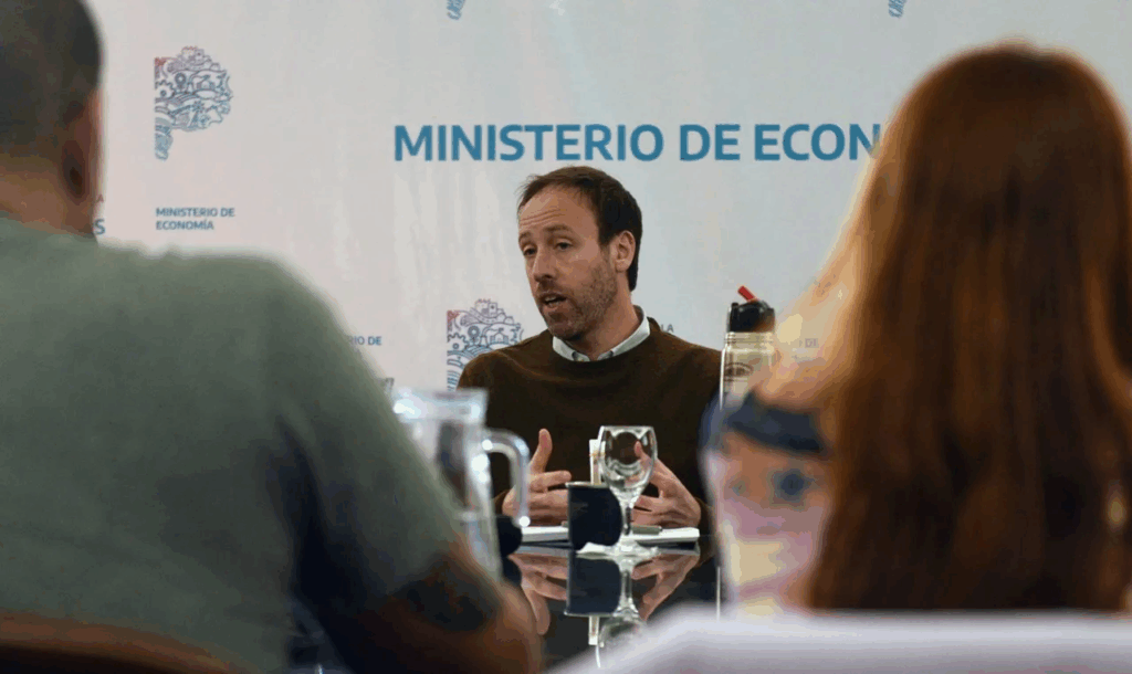 pérdida de empleo y fondos gobierno bonaerense