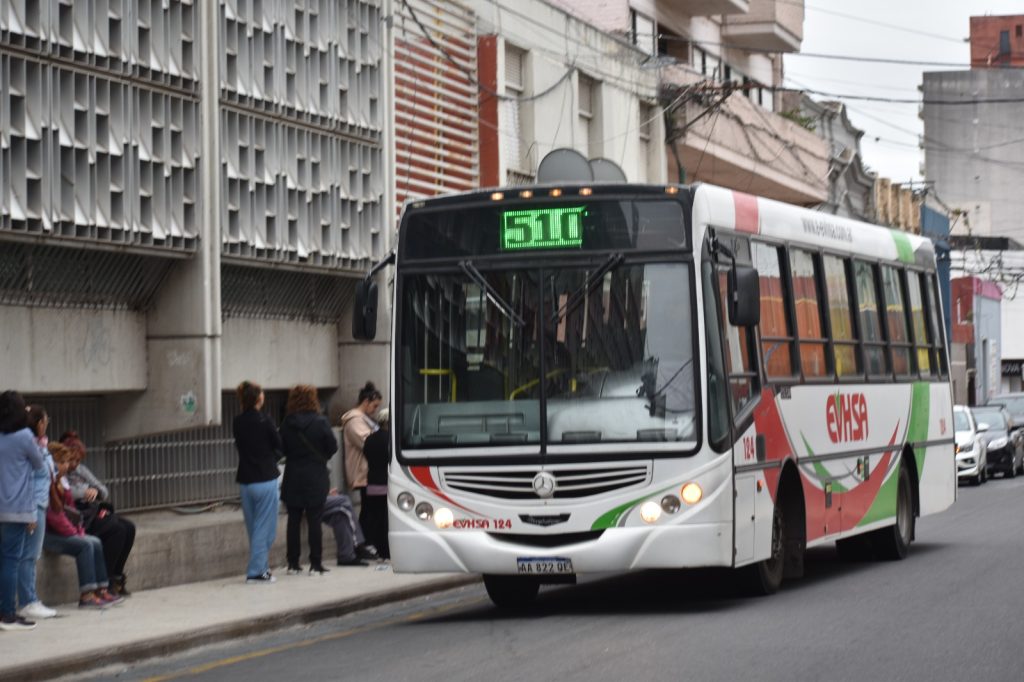 Transporte público: mañana se cumple un año de la primera actualización por IPC, las subas acumuladas llegaron al 80%