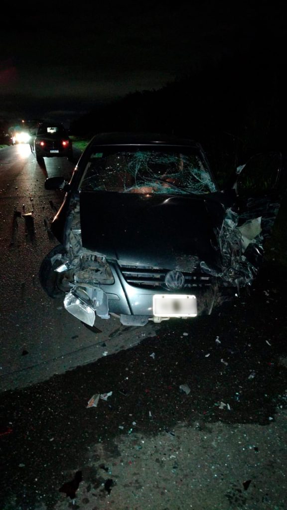 Triple choque en cadena en la Ruta 188 km 15: un Volkswagen Gol colisionó con un Renault 9 y luego impactó contra un camión